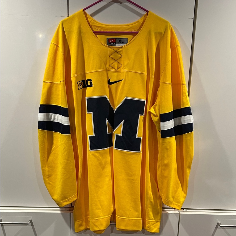 Nike Yellow and Black Michigan Hockey Jersey